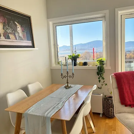 And Cozy Apartamento